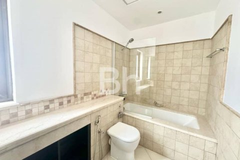 Villa en The Villa, Dubai, 5 dormitorios, 808 m², № 22288 - foto 9