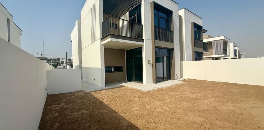 Villa in Al Furjan, Dubai 4 bedrooms, 358.8 sq.m. № 49472