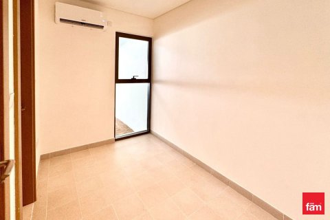 Villa in Al Furjan, Dubai 4 bedrooms, 358.8 sq.m. № 49472 - photo 6