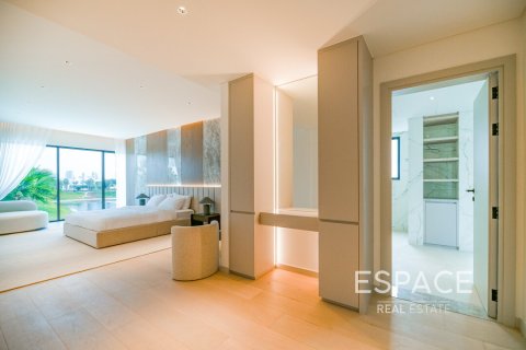 Villa in Jumeirah Islands, Dubai 5 bedrooms, 576 sq.m. № 61891 - photo 3