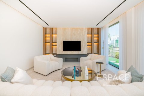Villa in Jumeirah Islands, Dubai 5 bedrooms, 576 sq.m. № 61891 - photo 9