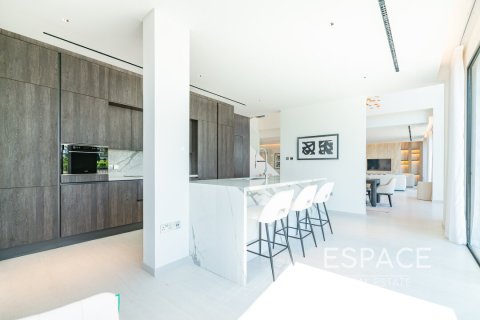 Villa in Jumeirah Islands, Dubai 5 bedrooms, 576 sq.m. № 61891 - photo 5