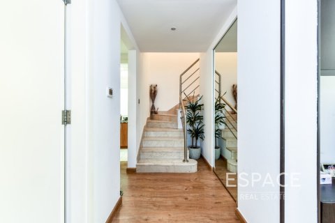 Villa à Springs 11, The Springs, Dubai, 2 chambres, 153 m², № 61893 - photo 8