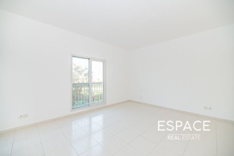 Villa in Springs 2, The Springs, Dubai 3 bedrooms, 228 sq.m. № 61892 - photo 14