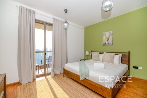 Apartment in Jumeirah Beach Residence, Dubai 4 bedrooms, 269 sq.m. № 61889 - photo 14