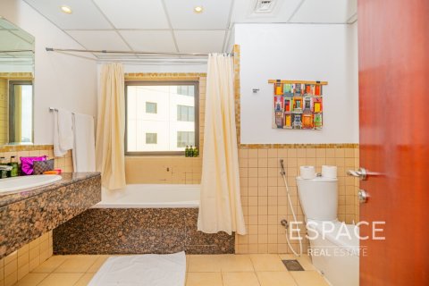 Apartment in Jumeirah Beach Residence, Dubai 4 bedrooms, 269 sq.m. № 61889 - photo 10
