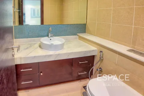 Apartment in Business Bay, Dubai 1 bedroom, 86 sq.m. № 61881 - photo 11