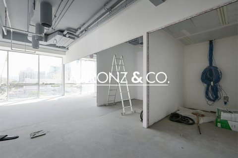 Снять в аренду офис в Sheikh Zayed Road, Дубай: 97м², № 90114 - фото 5