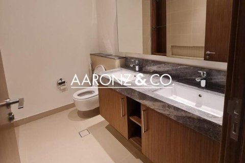 Apartment in Dubai Marina, Dubai 2 bedrooms, 105 sq.m. № 90115 - photo 8