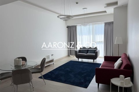 Apartment in Jumeirah Lake Towers, Dubai 1 bedroom, 80 sq.m. № 90109