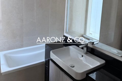 Apartment in Jumeirah Lake Towers, Dubai 1 bedroom, 80 sq.m. № 90109 - photo 7