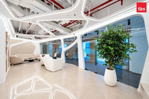 Oficina en Business Bay, Dubai, 273.7 m², № 141467 - foto 12