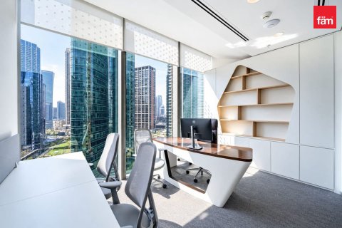 Oficina en Business Bay, Dubai, 273.7 m², № 141467 - foto 8