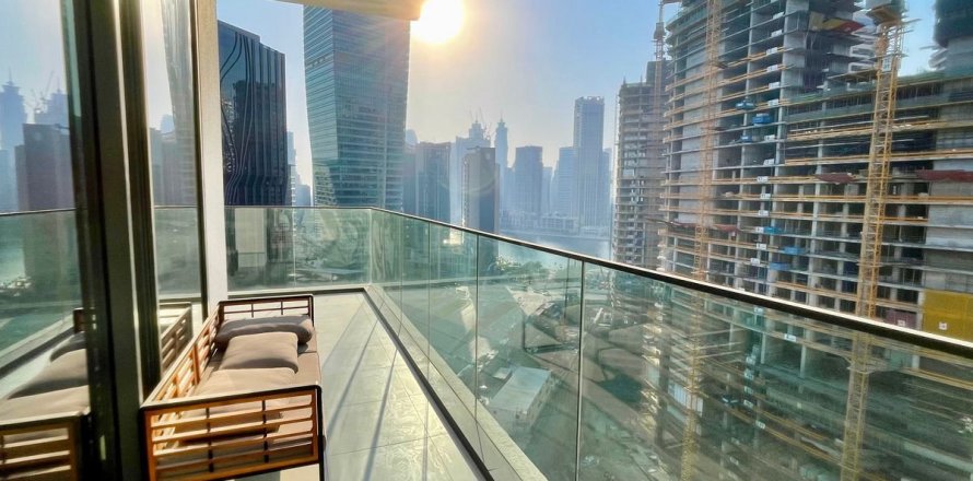 Appartement à Business Bay, Dubai, 1 chambre, 82.6 m², № 121956