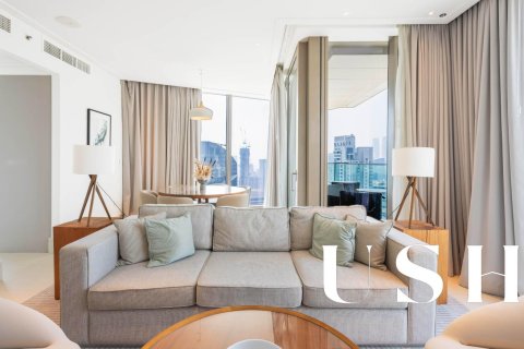 Appartement à Downtown Dubai (Downtown Burj Dubai), Dubai, 2 chambres, 127 m², № 39288 - photo 1