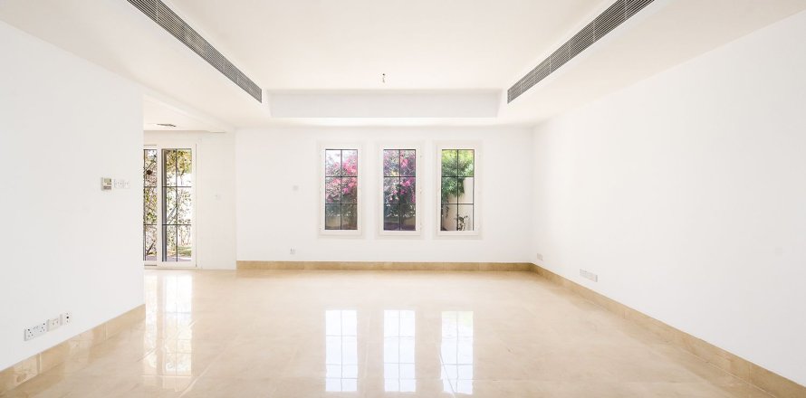 Villa en The Springs, Dubai, 3 dormitorios, 212.76 m², № 138928