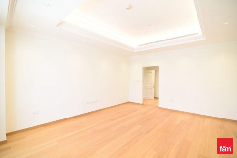 Villa in Dubai 5 bedrooms, 797.4 sq.m. № 40946 - photo 5