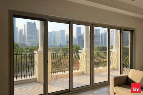 Villa en Dubai, 5 dormitorios, 797.4 m², № 40946 - foto 14