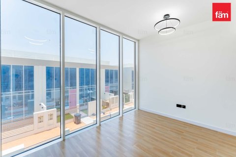 Townhouse in Dubai 3 bedrooms, 105.7 sq.m. № 40947 - photo 1
