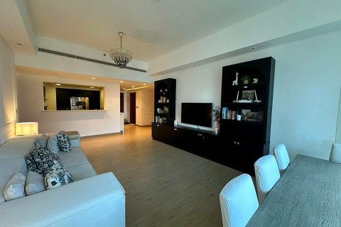 Apartment in Marina Residences 6, Palm Jumeirah, Dubai 3 bedrooms, 234.53 sq.m. № 136470