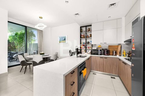 Villa in Dubai Hills Estate, Dubai 3 bedrooms, 300 sq.m. № 23308 - photo 9