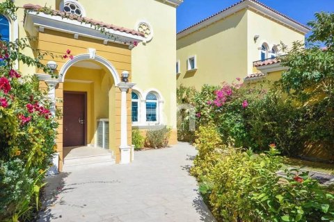 فيلا في Jumeirah Park, دبي 3 غرف نوم, 700 م² رقم 23307 - صورة 1