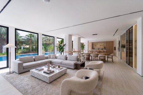 Купить виллу в Дубай Инвестмент Парке, Дубай: 6 спален, 775м², № 105751 - фото 4