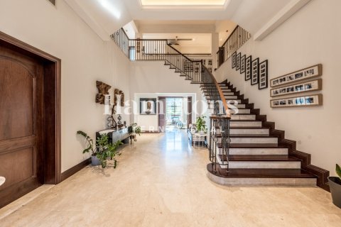 Villa in Hillside at Jumeirah Golf Estates, Jumeirah Golf Estates, Dubai 5 bedrooms, 690.45509600 sq.m. № 105753 - photo 17