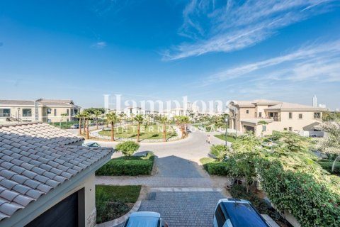 Villa in Hillside at Jumeirah Golf Estates, Jumeirah Golf Estates, Dubai 5 bedrooms, 690.45509600 sq.m. № 105753 - photo 13