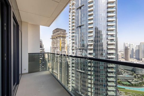 Appartement à Opera District, Downtown Dubai (Downtown Burj Dubai), Dubai, 3 chambres, 140.19 m², № 128692 - photo 16