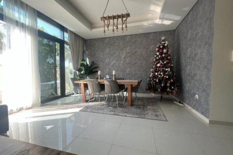 Maison de ville à DAMAC Hills (Akoya by DAMAC), Dubai, 3 chambres, 252.97 m², № 52614 - photo 6