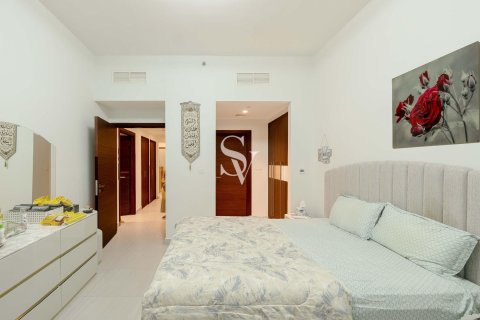 Apartment in Bur Dubai, Dubai 2 bedrooms, 152 sq.m. № 109043 - photo 7