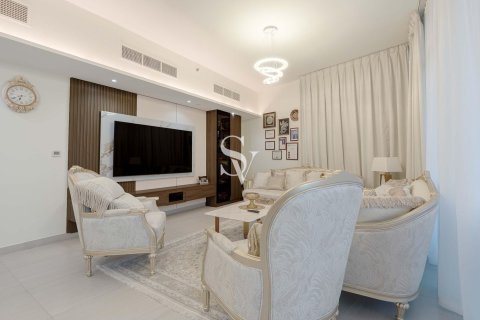 Apartment in Bur Dubai, Dubai 2 bedrooms, 152 sq.m. № 109043 - photo 13