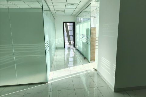 Офис в Бизнес-Бэе, Дубай, 177м², № 109041