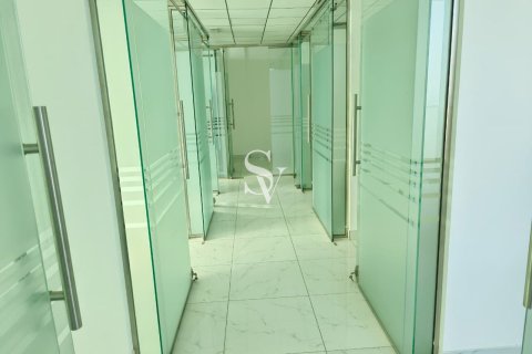 Oficina en Business Bay, Dubai, 177 m², № 109041 - foto 8