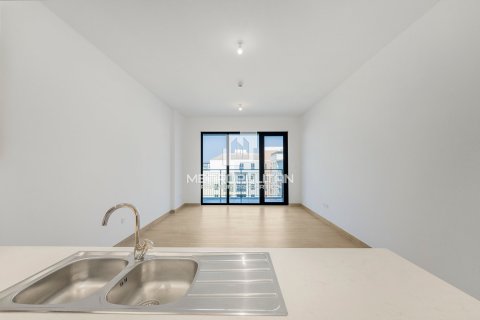 Apartment in La Mer, Jumeirah, Dubai 2 bedrooms, 112 sq.m. № 74229 - photo 6