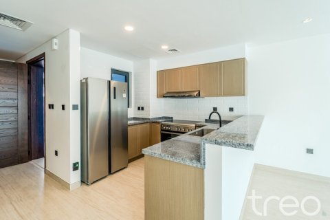 Townhouse in Damac Lagoons, Dubai 3 bedrooms, 186.92 sq.m. № 119601 - photo 9