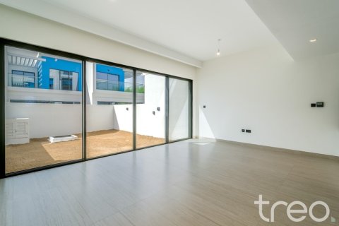 Townhouse in Damac Lagoons, Dubai 3 bedrooms, 186.92 sq.m. № 119601 - photo 24