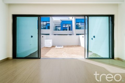 Townhouse in Damac Lagoons, Dubai 3 bedrooms, 186.92 sq.m. № 119601 - photo 4