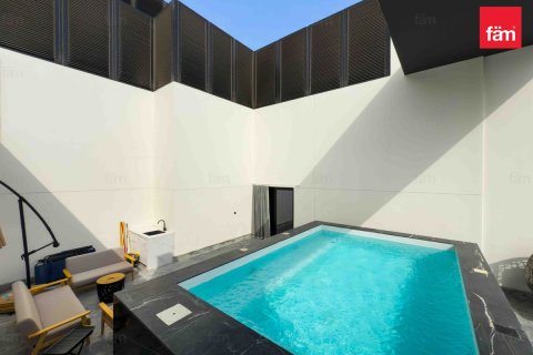 Penthouse in Business Bay, Dubai 2 bedrooms, 192.1 sq.m. № 11196 - photo 4