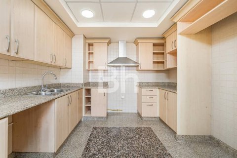 Снять в аренду пентхаус в Пальме Джумейре, Дубай: 4 спальни, 488м², № 21591 - фото 4