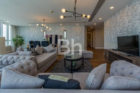 Снять в аренду квартиру в Дубай Марине, Дубай: 4 спальни, 228м², № 21609 - фото 2