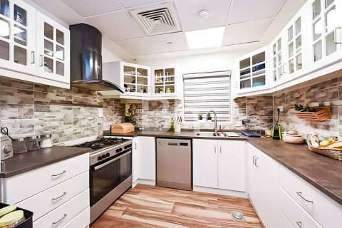 Снять в аренду квартиру в Дубай Марине, Дубай: 2 спальни, 133м², № 21608 - фото 5