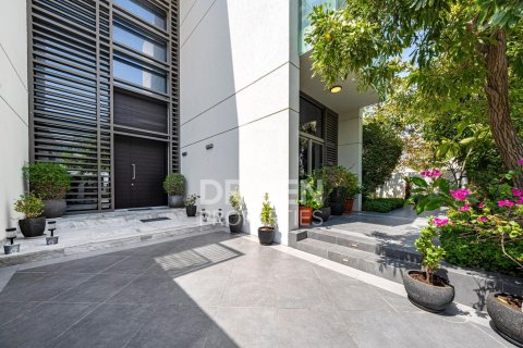 Villa à District One, Mohammed Bin Rashid City, Dubai, 5 chambres, 715 m², № 86268 - photo 2
