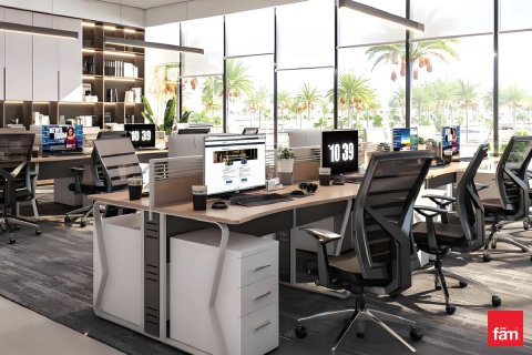 Office in International City, Dubai 139.8 sq.m. № 64285 - photo 2