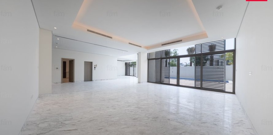 Вилла в Дубае, 5 спален, 770м², № 47718