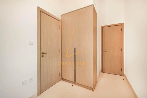 Villa in Al Furjan, Dubai 3 bedrooms, 238 sq.m. № 105850 - photo 13