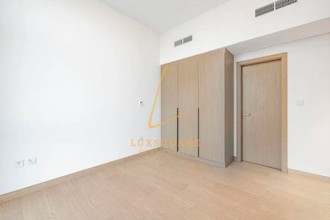 Villa in Al Furjan, Dubai 3 bedrooms, 238 sq.m. № 105850 - photo 15