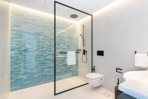 Apartment in Al Barsha, Dubai 1 bedroom, 107 sq.m. № 105853 - photo 26