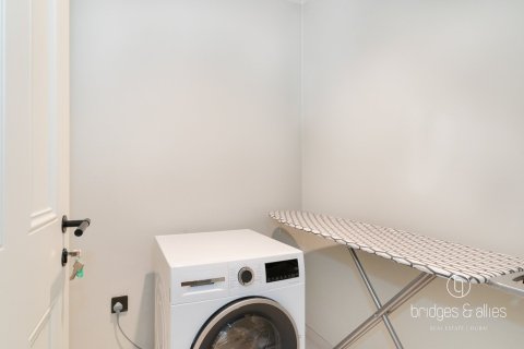 Apartment in Al Barsha, Dubai 1 bedroom, 107 sq.m. № 105853 - photo 6